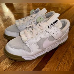 BRAND NEW Nike jumbo dunk remastered